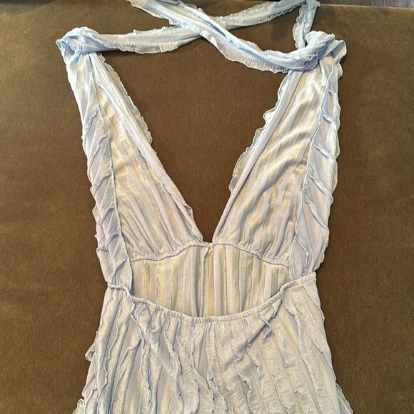 Women’s Blue V-Neck Backless Jumpsuit Romper RuffleWave WideLeg Pants Size M NEW - Picture 8 of 11